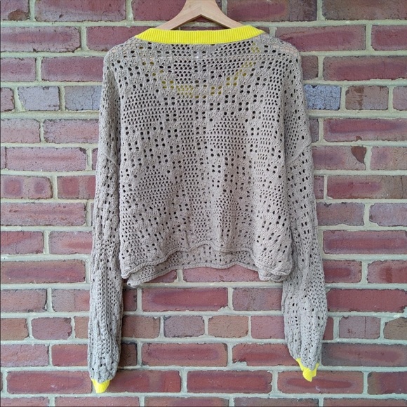 Free People Sweater - super cute! - Picture 2 of 3